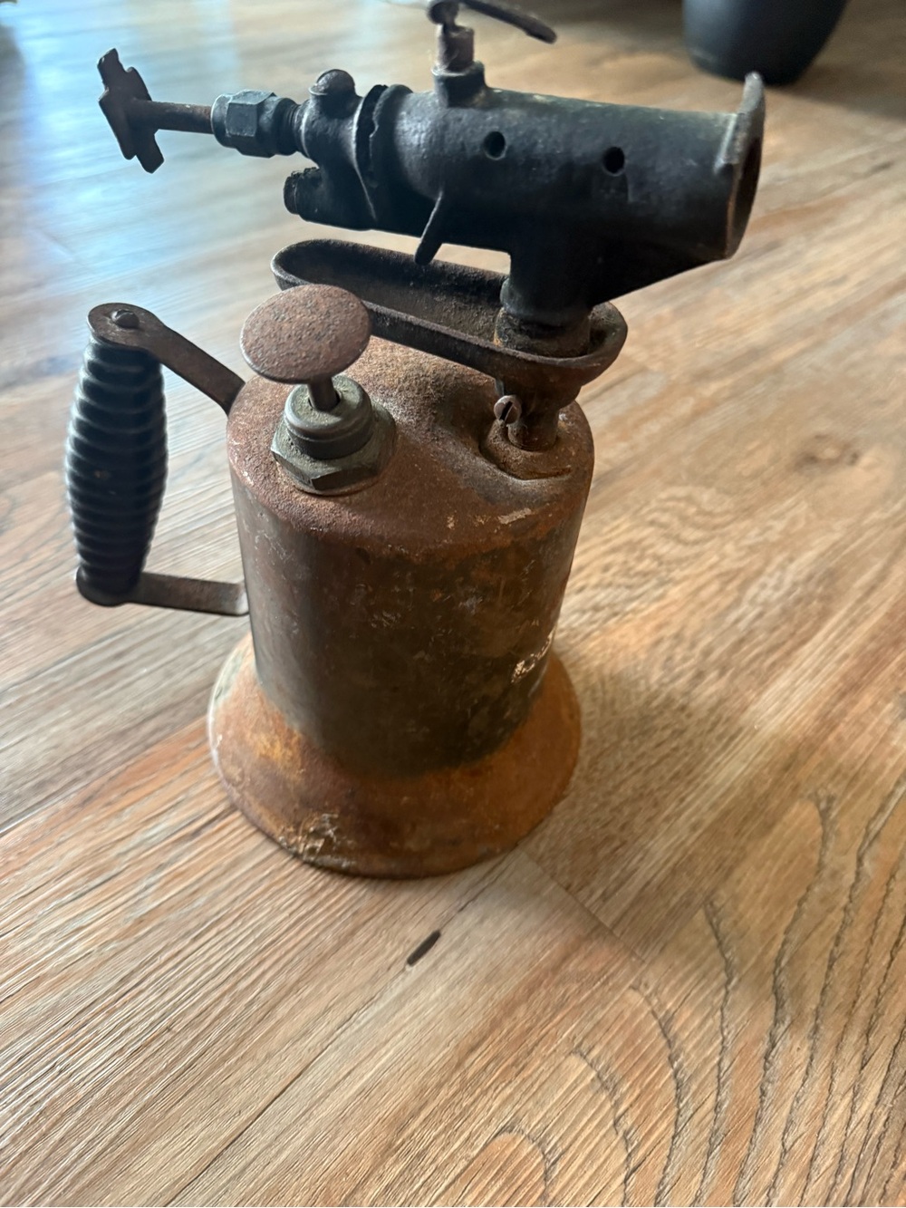 Rustic Brown Torch - Picture 2 of 4